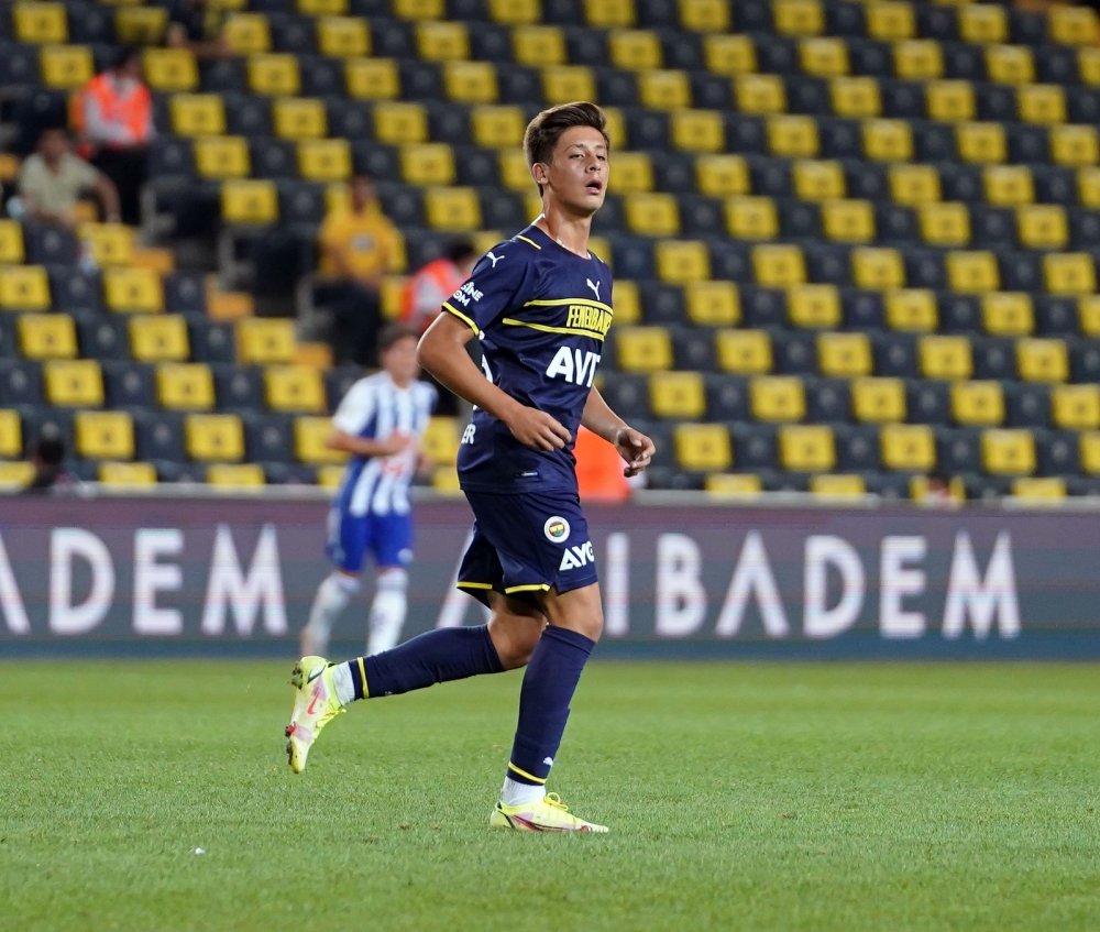 Fenerbahçe Helsinki'yi Muhammed'in uzaktan attığı golle mağlup etti