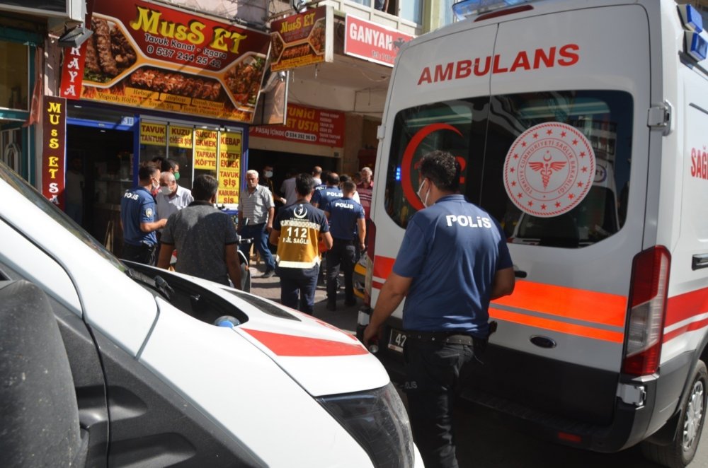 Konya’da kanlı kavga! 2 kişi yaralandı