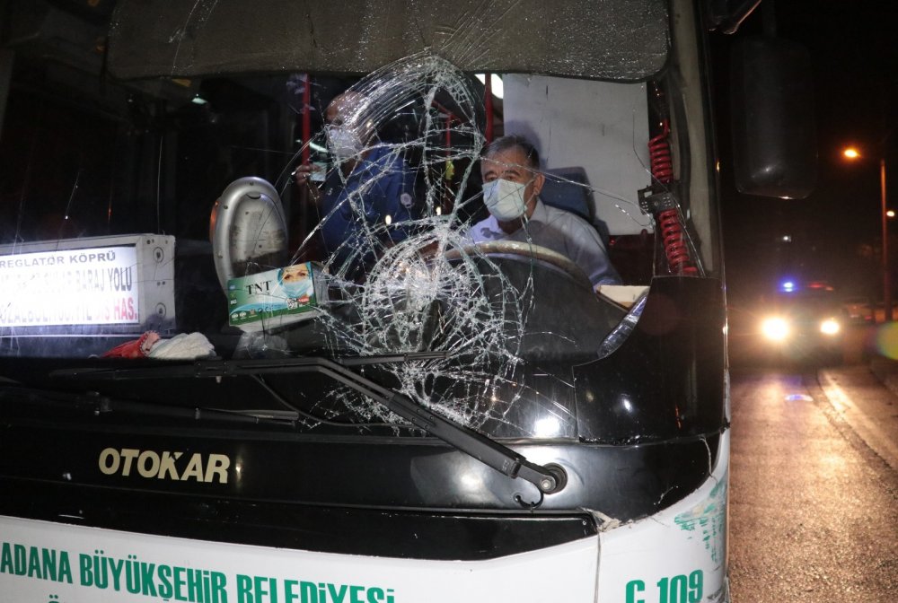 Otobüsün çarptığı yaya Rüstem Bakır ağır yaralandı