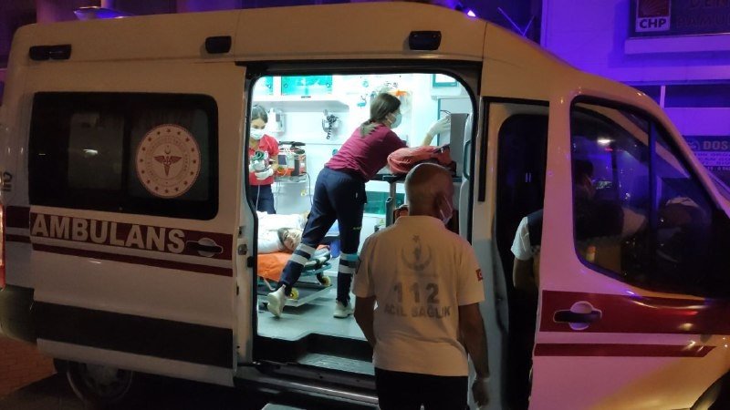 Pide salonundaki kavga kanlı bitti! 2 kişi vuruldu