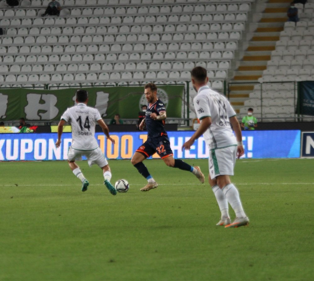 Konyaspor pürneşe! Başakşehir'i de deviren Konyaspor büyük gözdağı verdi