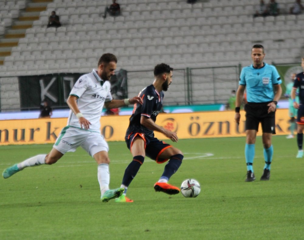 Konyaspor pürneşe! Başakşehir'i de deviren Konyaspor büyük gözdağı verdi