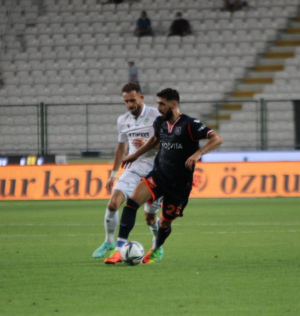 Konyaspor pürneşe! Başakşehir'i de deviren Konyaspor büyük gözdağı verdi