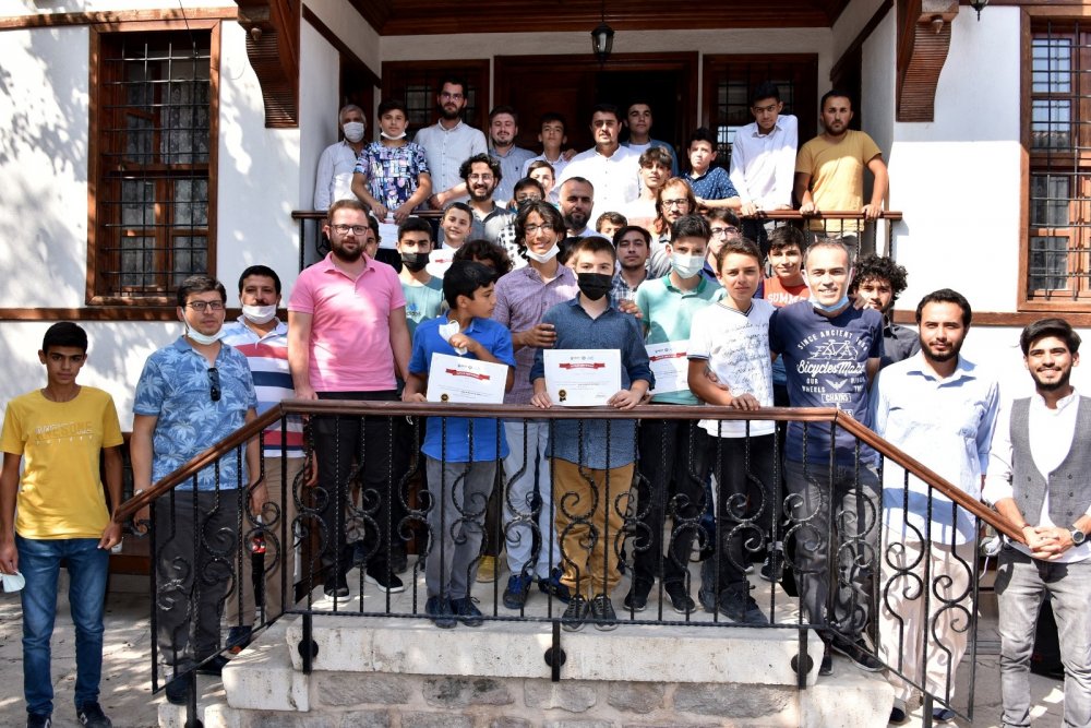 Karatay Kent Konseyi Yaz Okulu bitti! Gençler Bursa İstanbul ve Çanakkale gezisine uğurlandı