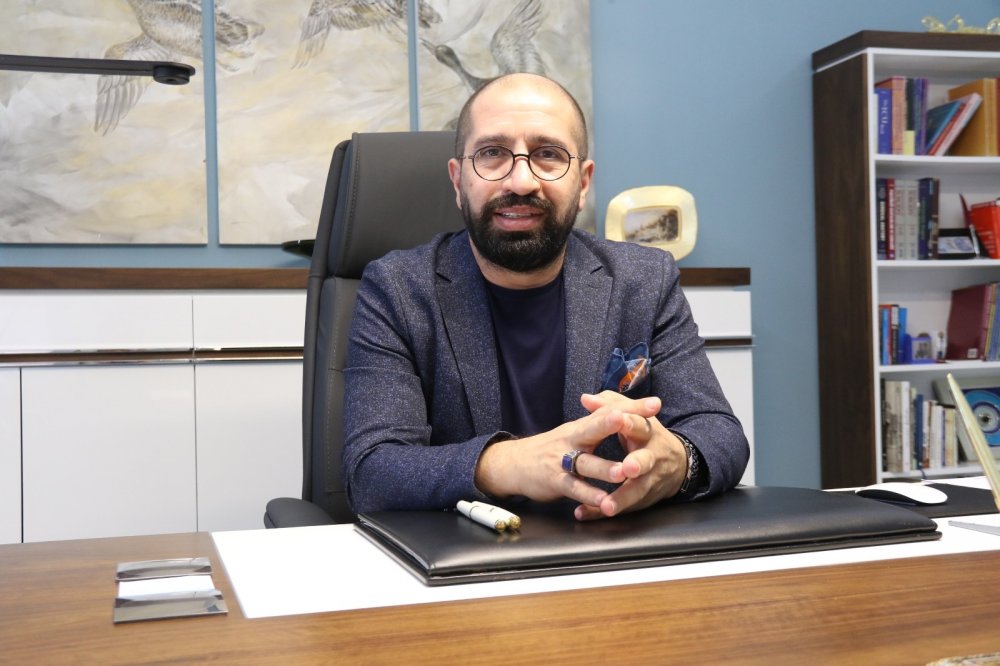 Gören hamile sanıyordu gerçek doktora gidince ortaya çıktı