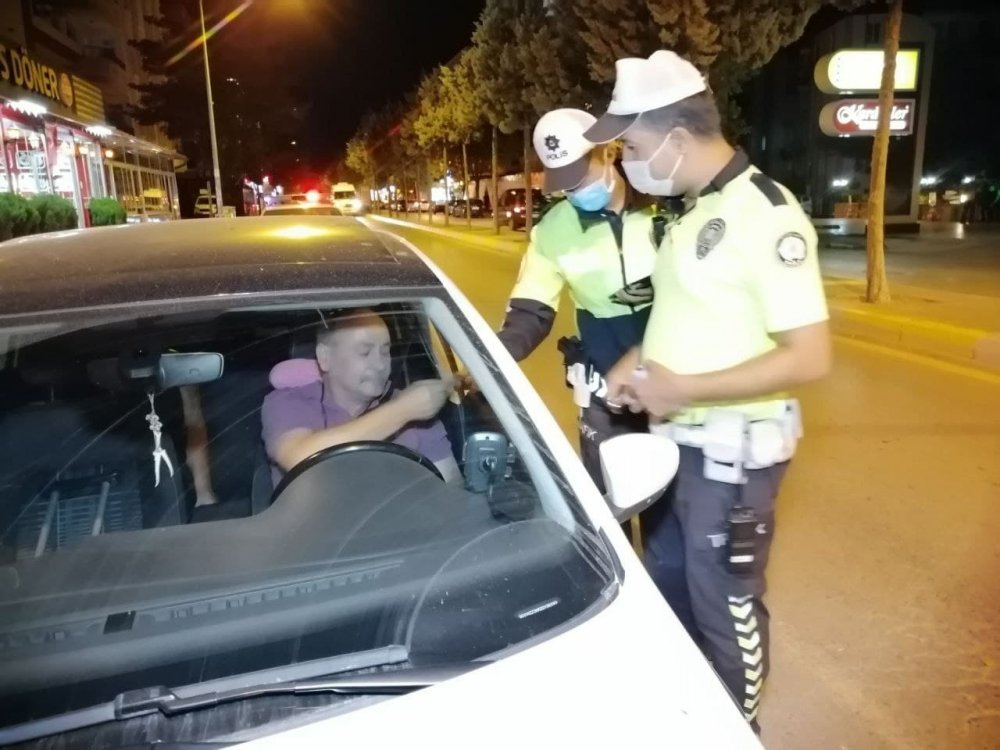 Trafik ekipleri gece gündüz denetimde