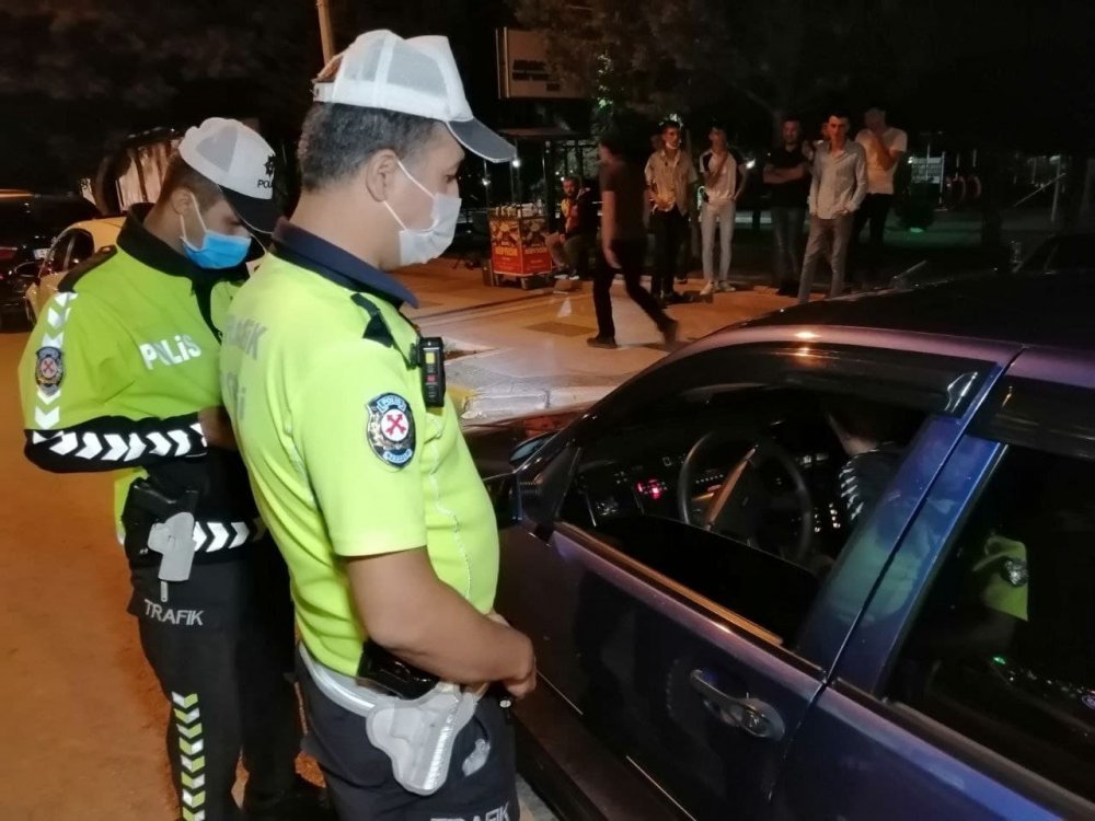 Trafik ekipleri gece gündüz denetimde