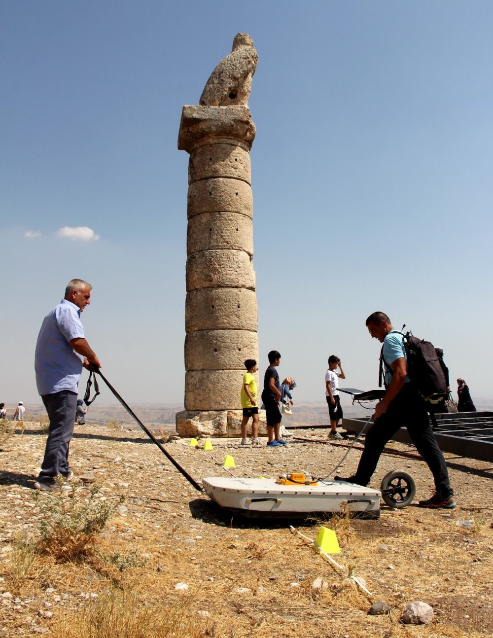 Adıyaman'daki Karakuş Tümülüsü'nün içine giriliyor