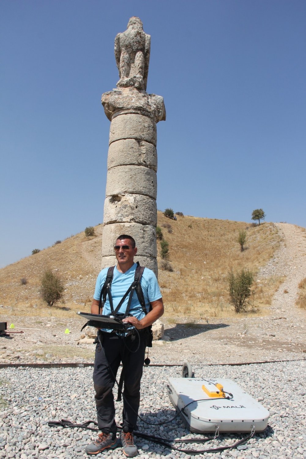 Adıyaman'daki Karakuş Tümülüsü'nün içine giriliyor