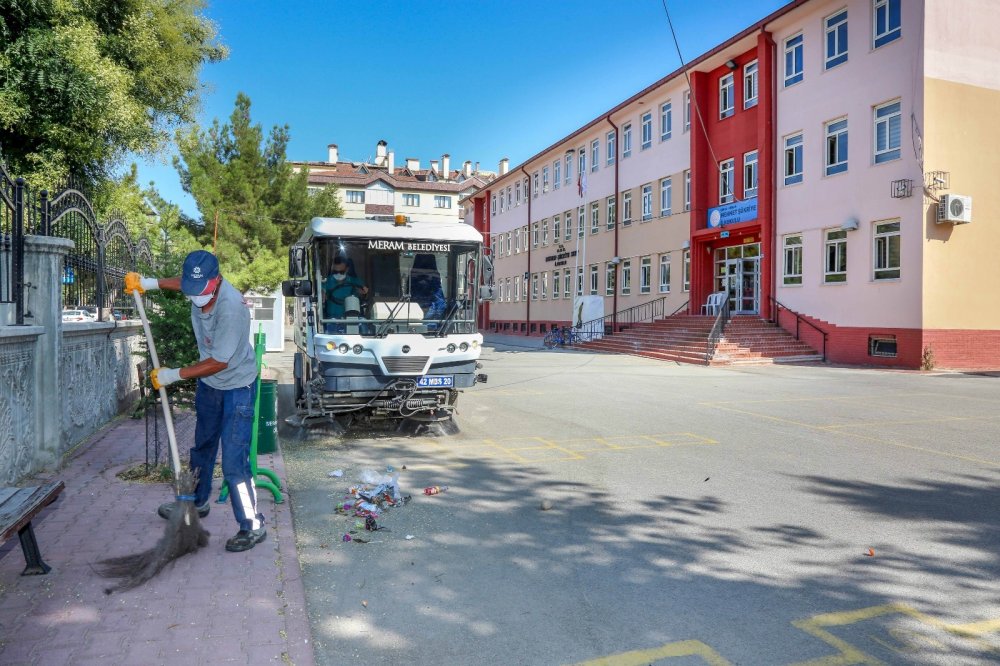 Meram’da okullar yeni eğitim yılına hazırlanıyor!