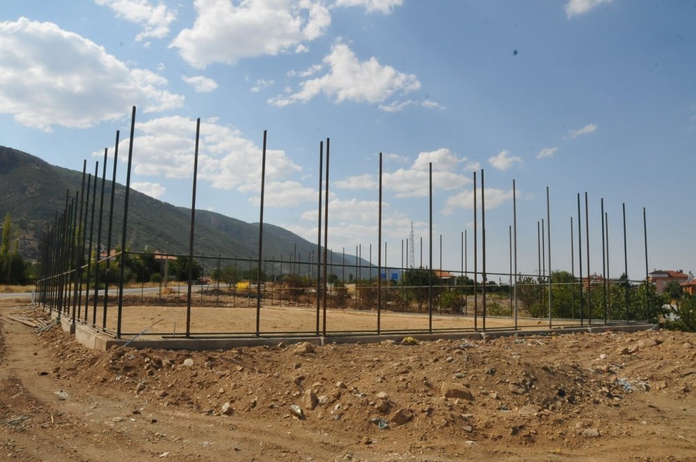 Spor Toto işbirliğiyle Akşehir'e 10 yeni sentetik çim saha daha