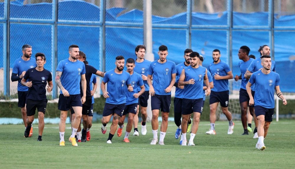 Adana Demirspor son antrenmanı yaptı! Konyaspor maçını bekliyor