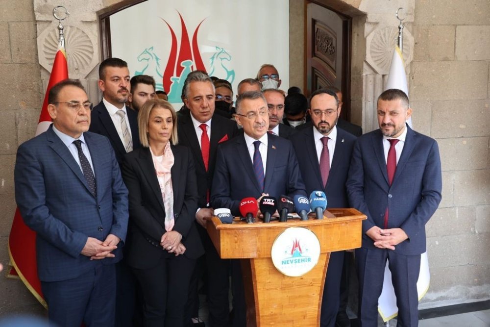 Cumhurbaşkanı Yardımcısı Oktay: Afganistanlı kardeşlerimiz bizim için son derece önemlidir"