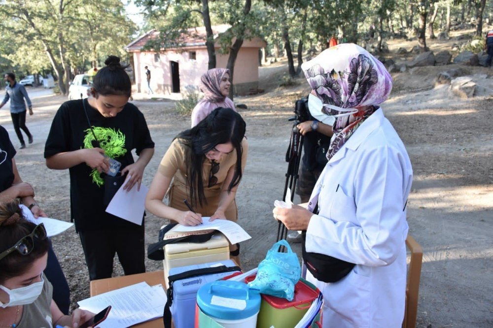 Gençlik ve Tarım Kampı'nda ikna edilen 81 ilden gençler aşılanıyor!