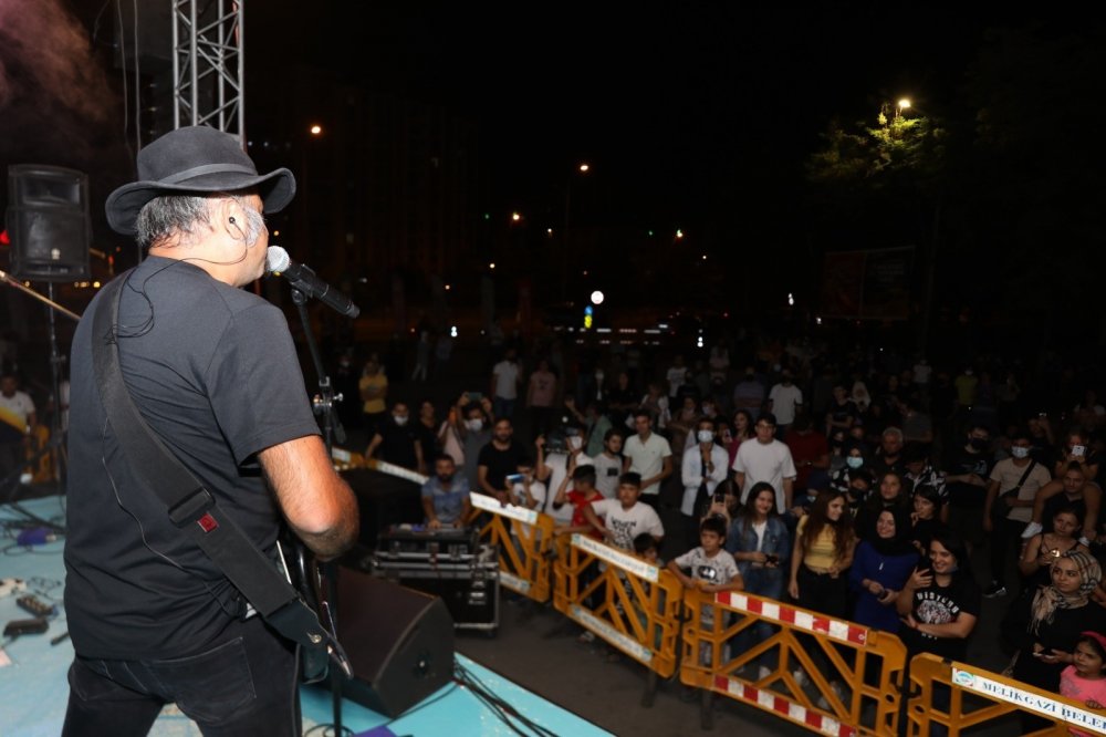 Klasik Otomobil Festivali başladı! Konya'dan da klasikler katıldı