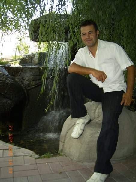 Antalya'da çatı montajı yapan Fadıl Setirek düştüğü merdiven boşluğunda can verdi