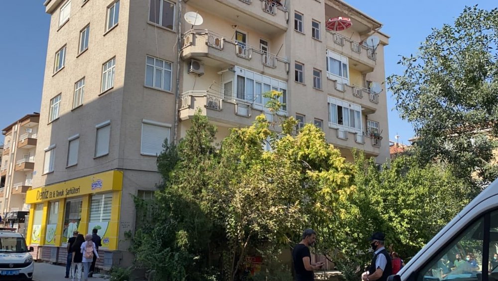 Aksaray'da dehşet veren olay! Odaya kilitlenen engelli genç kız 4'ncü kattan düştü