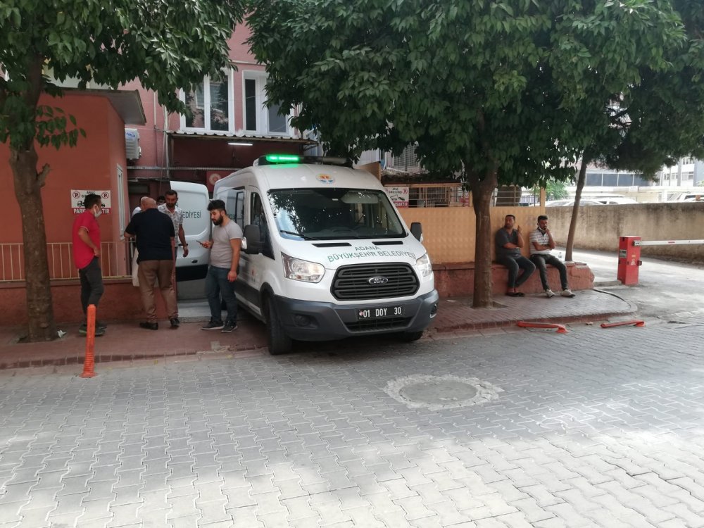 Adanada'daki kazada ölen şoförün Konyalı Abdullah Kara olduğu ve yanında 3 Afganlı göçmenin olduğu öğrenildi