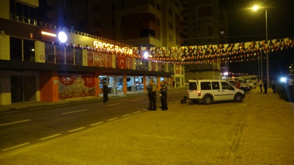 Eşiyle tartışıp havaya ateş açtı! Polis kaçan şahsı arıyor