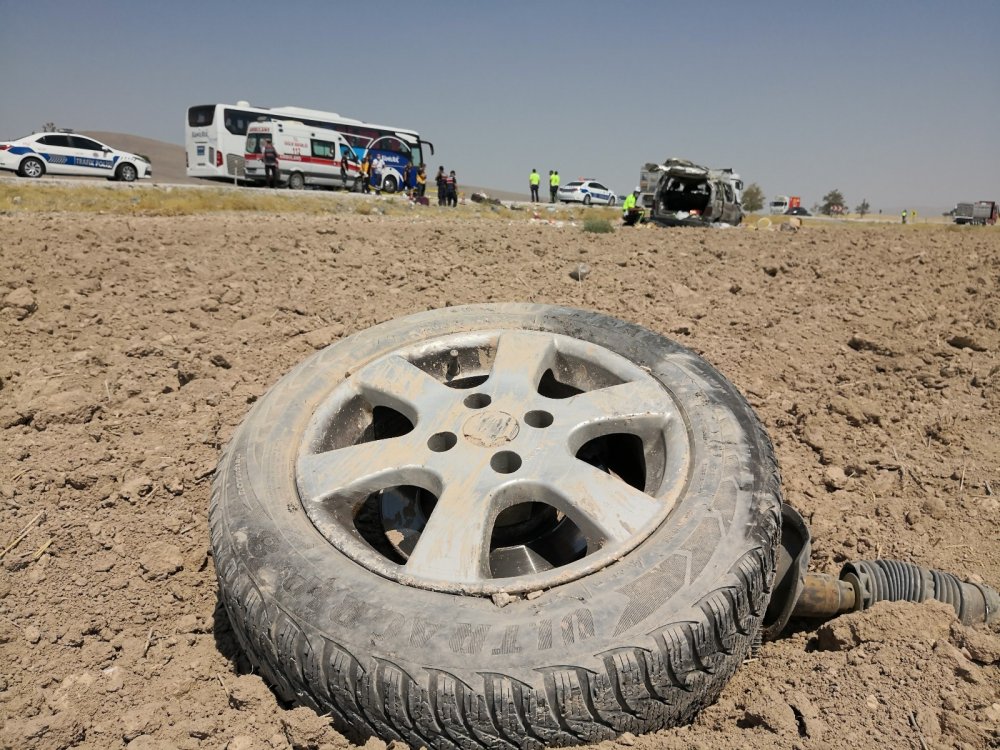 Kazanın adresi Aksaray! Taklalar atarak parçalandı