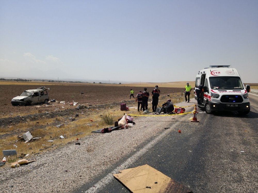 Kazanın adresi Aksaray! Taklalar atarak parçalandı