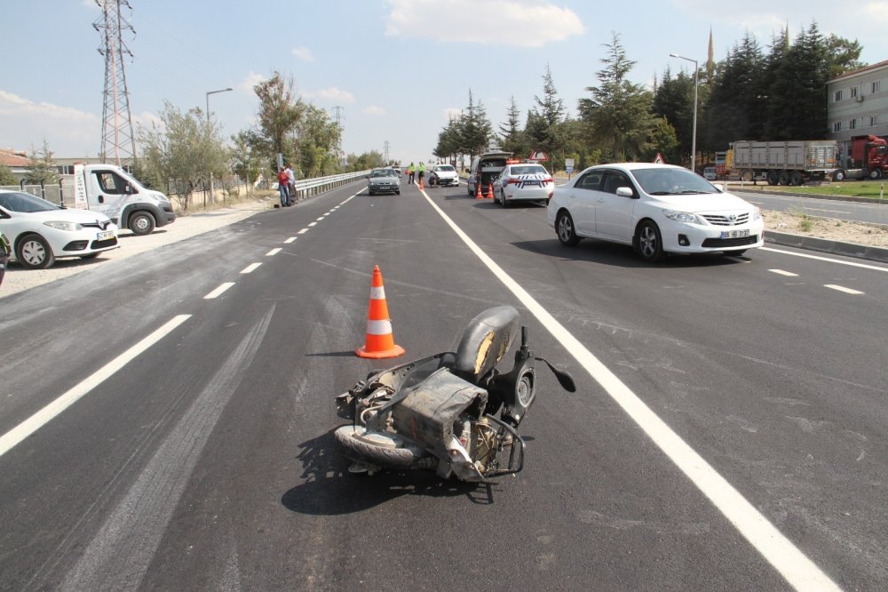 Konya'da önüne geçmek istediği otomobile çarpan elektrikli bisiklet sürücüsü Kemal Şahin öldü