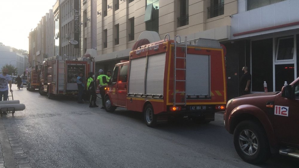 Konya'da otel asansöründe sıkışan 2 işçiden Ahmet Mutlu'dan iyi haber! Tedavisi sürüyor