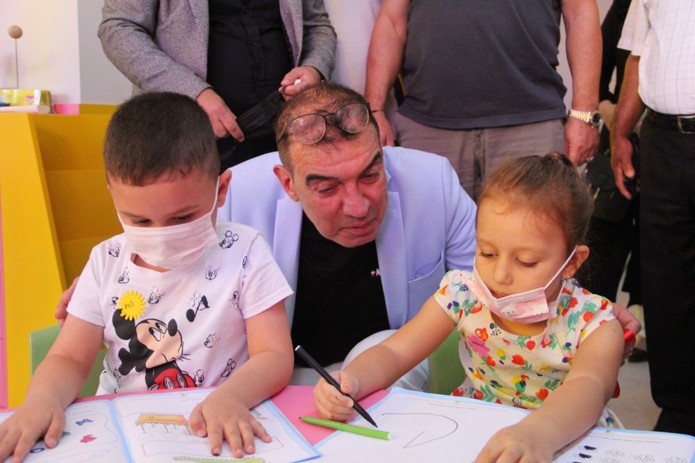 Antalya'nın ünlü iş insanı Harun Kırbıyık'tan eğitime katkı