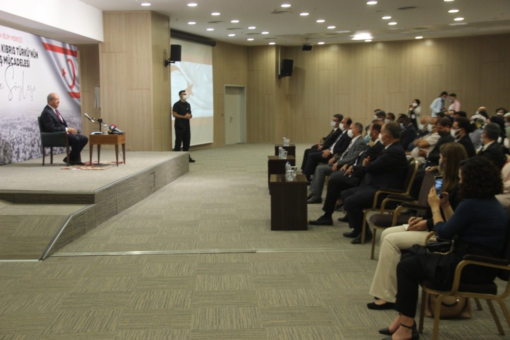 KKTC Cumhurbaşkanı Tatar Konya Bilim Merkezi'nde gençlerle buluştu