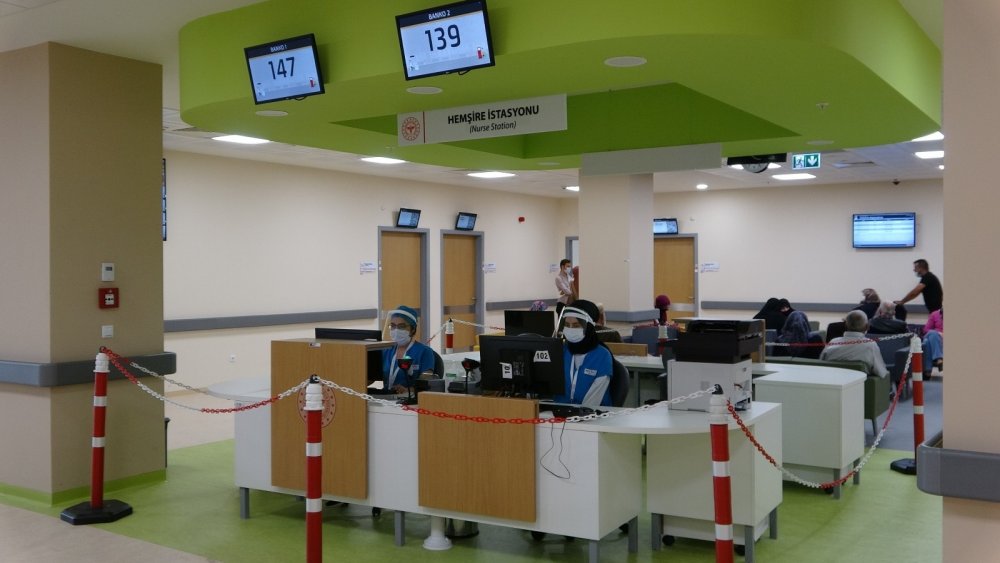 Şehir Hastanesi Konya'ya ilaç gibi geldi! Nüfusun yarısı tedavi oldu