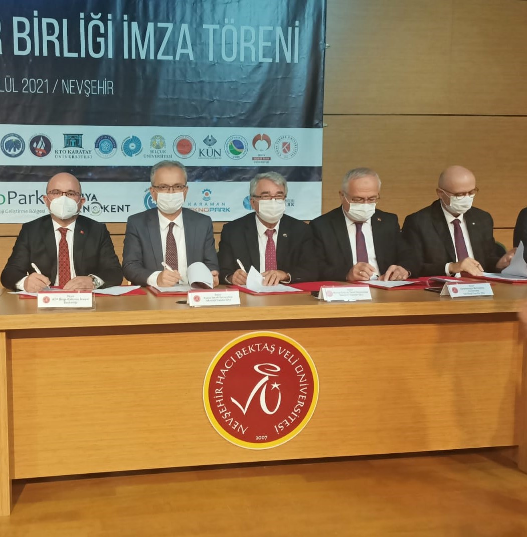 rektorumuz-prof-dr-babur-ozcelik-kop-bolgesi-teknoparklar-birligi-teknokop-protokol.jpeg
