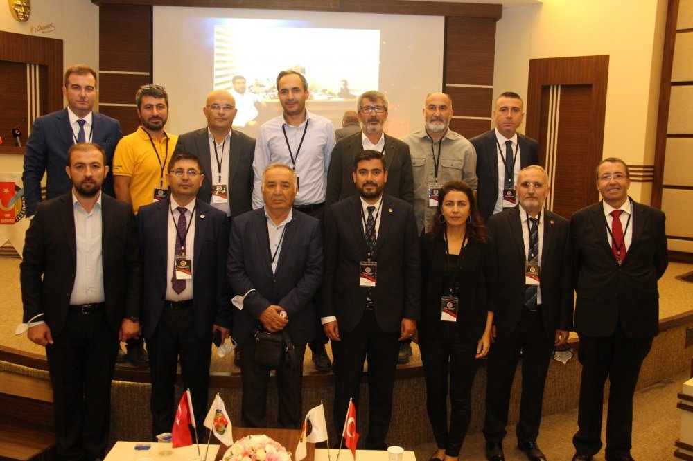 Gaziantep Gazeteciler Cemiyeti'nde İbrahim Ay güven tazeledi