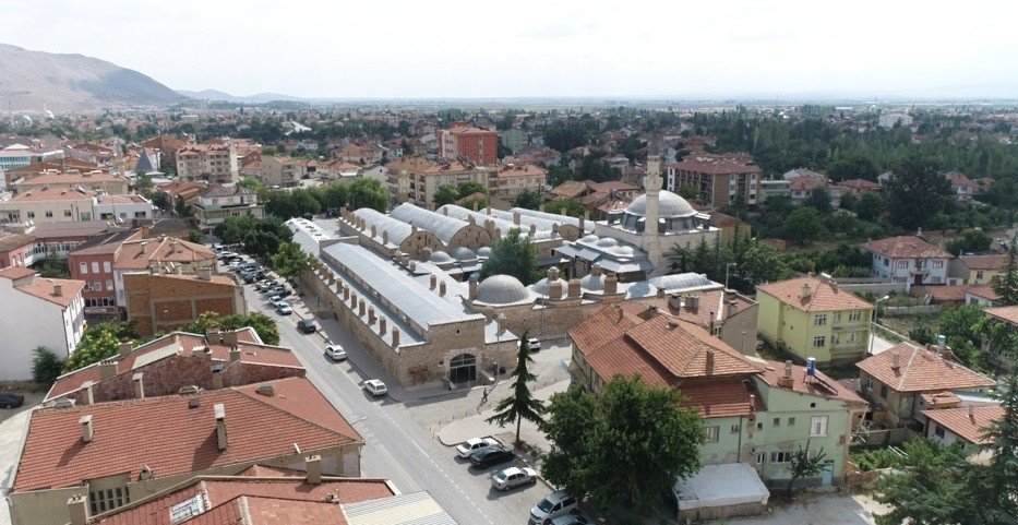 Osmanlı yadigarı Lala Mustafa Paşa Külliyesi 445 yıldır hizmet veriyor