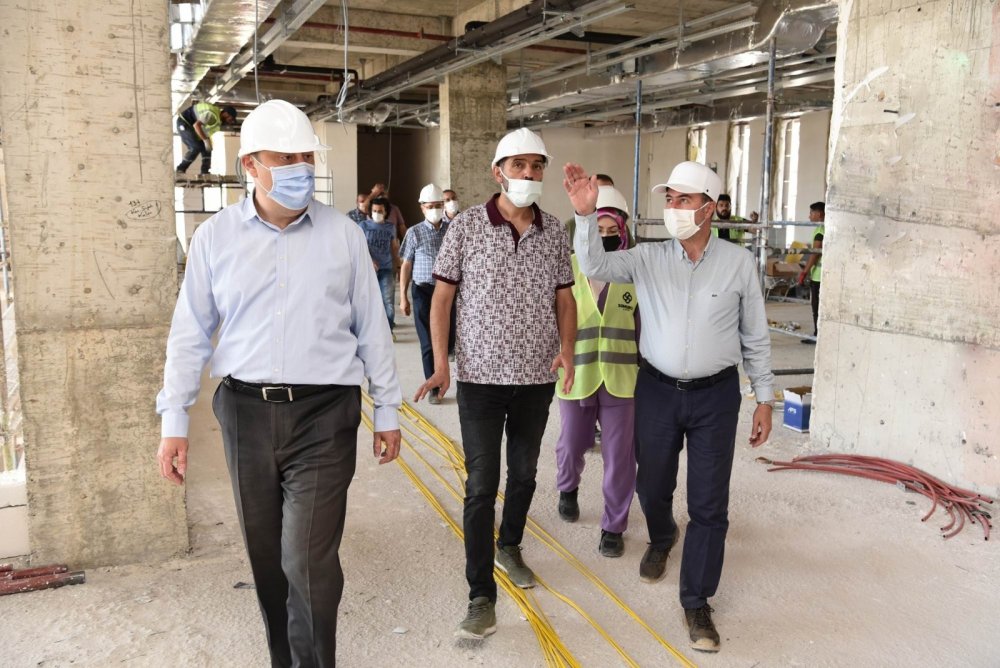 Konya Selçuklu Şehir Kütüphanesi'nde sona doğru