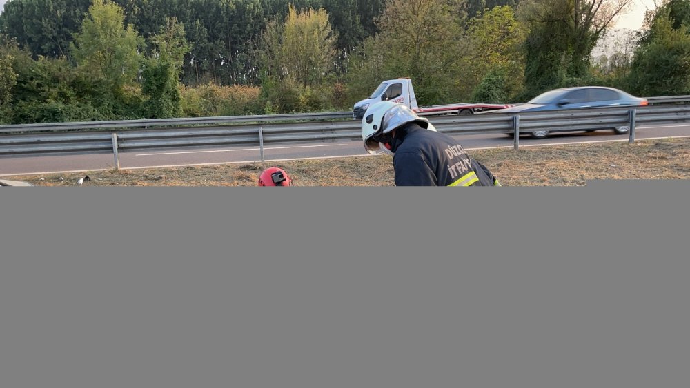 TEM'de iki otomobil çarpıştı! Yaralı anne ’Oğlum nerede?’ diye feryat etti