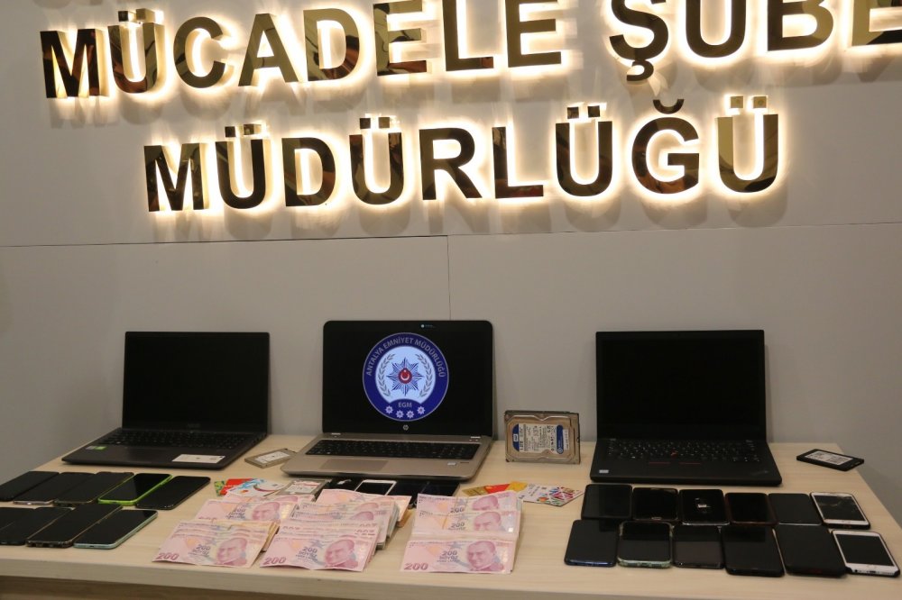 'Garantili bahis' kuponu ile sosyal medyadan dolandıran şebekeye çökertildi! 27 gözaltı