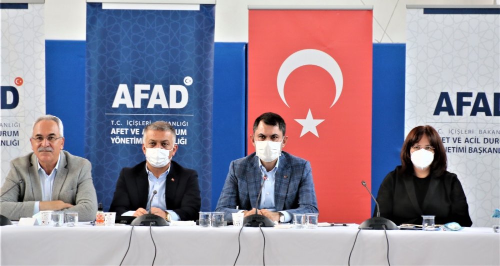 Bakan Kurum: Muğla ve Manavgat’ta bin 100 binanın yıkımı tamam! Eşya ve kira yardımı yapıldı
