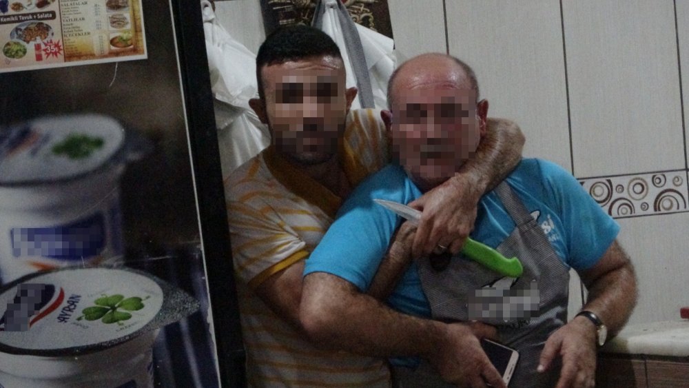 Antalya'da dehşet anları! Önce kendini kesti sonra rehin aldı