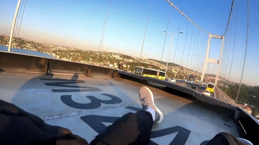 Bu gidiş nereye? Youtuber Yunus Emre Özer bir video için hayatını tehlikeye attı