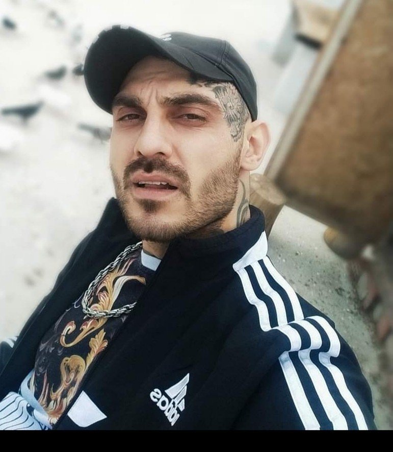 İzmir’de alacak verecek kavgası kanlı bitti! 1 ölü 2 yaralı