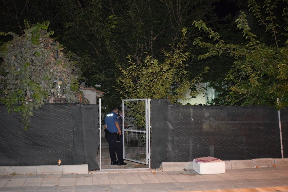Malatya'da düğünde bıçaklı ve silahlı kavga çıktı! 3 yaralı