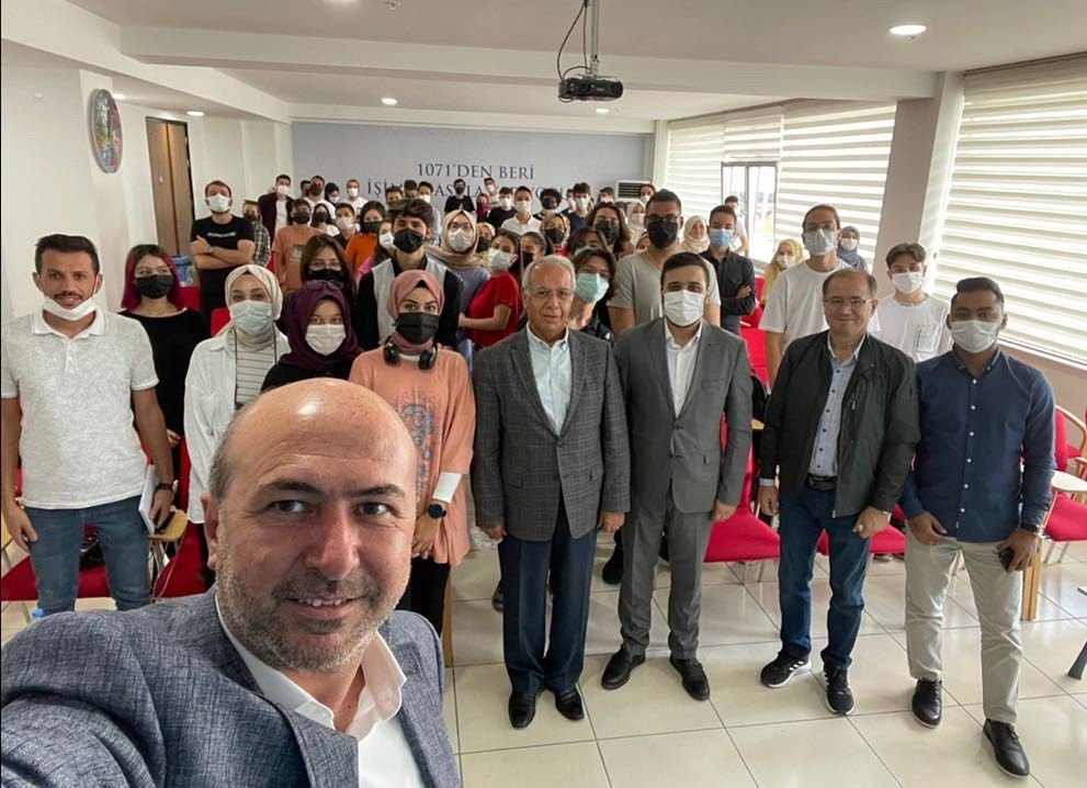 Selçuklu Belediye Başkanı Pekyatırmacı'dan gençlere 10 öğüt