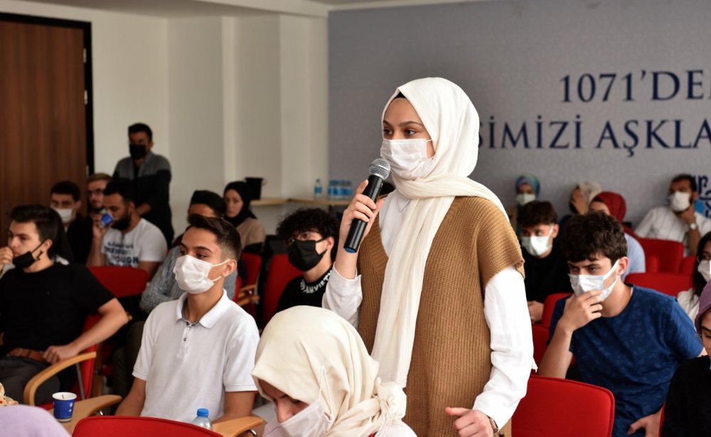 Selçuklu Belediye Başkanı Pekyatırmacı'dan gençlere 10 öğüt