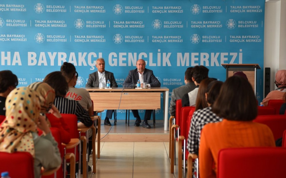 Selçuklu Belediye Başkanı Pekyatırmacı'dan gençlere 10 öğüt