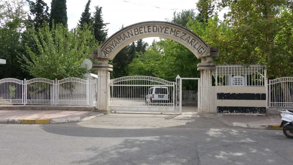 Adıyaman'da şok eden olay! Toprağa gömülü bebeği ağlayınca farkettiler