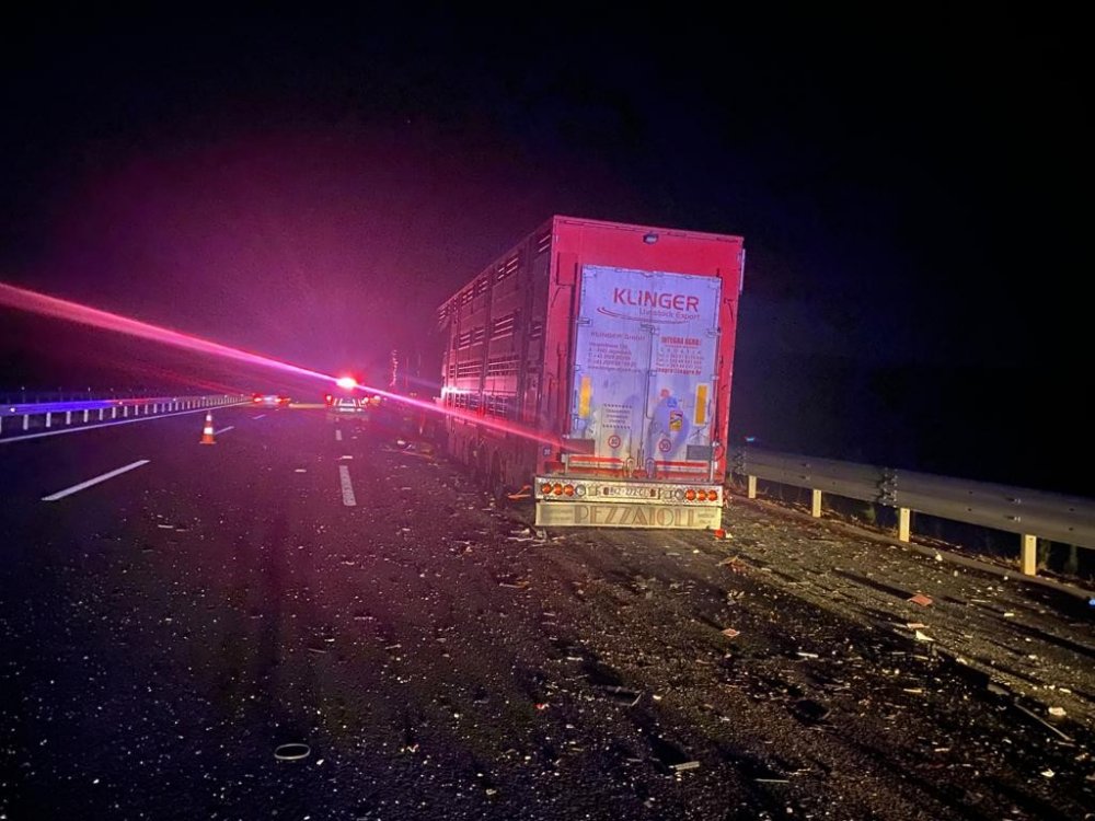 Ankara-Niğde otoyolunda tırlar çarpıştı! Hırvatistan vatandaşı Jung Draze öldü