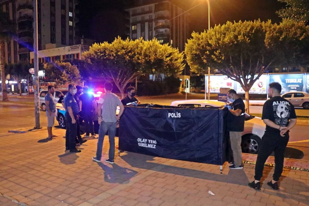 Antalya'da şüpheli ölüm! Çetin Gamsız'ın cesedi direksiyon başında bulundu