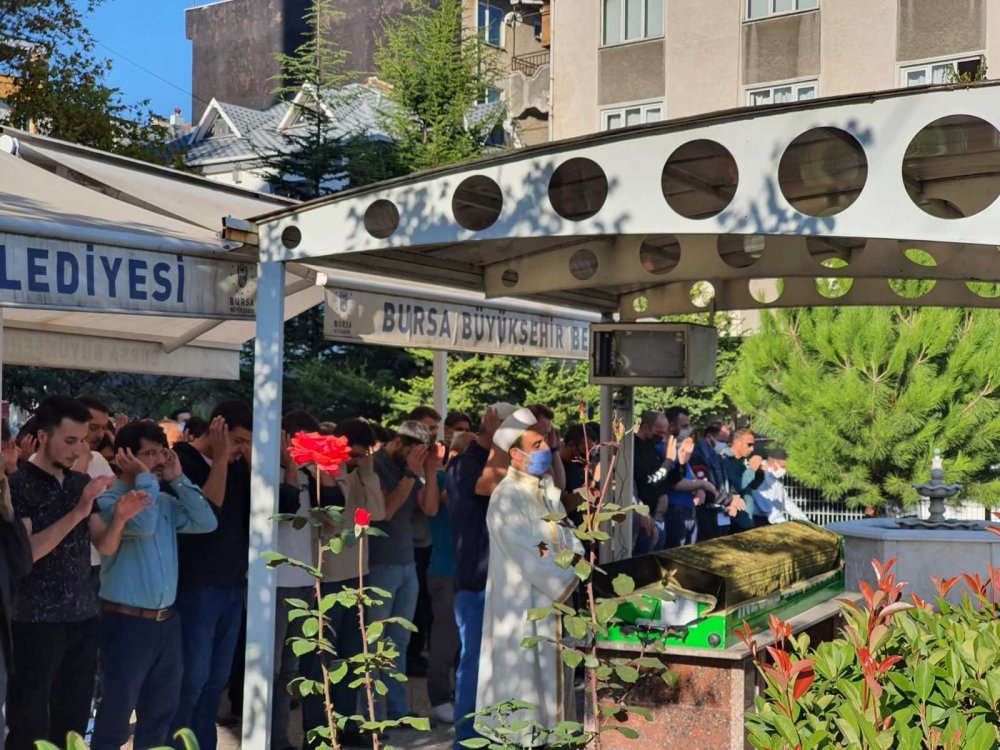 Bildirisiyle gündem olan Cumhuriyet Savcısı’nın babası koronaya yenik düştü