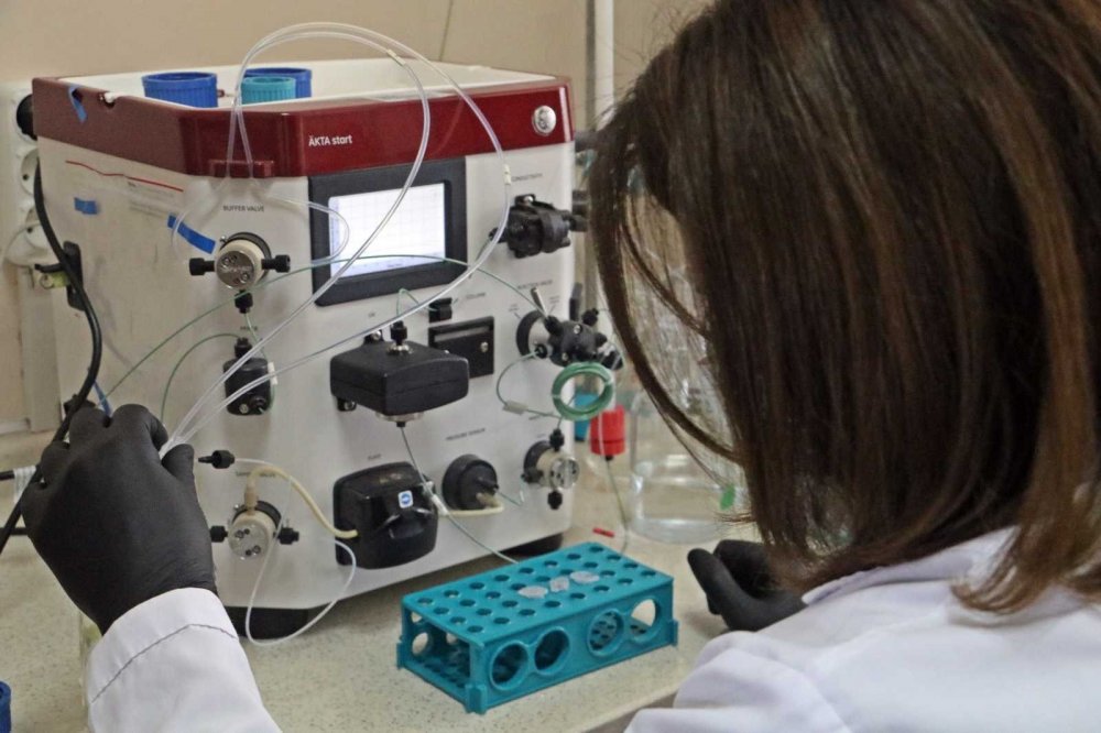 Covid-19’a karşı kokteyl aşı! Çocuklarda da güvenle kullanılabileceği iddia edildi