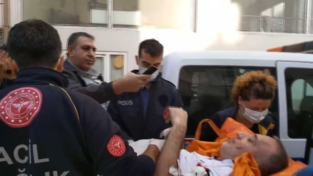 Genç kadın önce KADES butonuna bastı! Sonra erkek arkadaşını bıçakladı